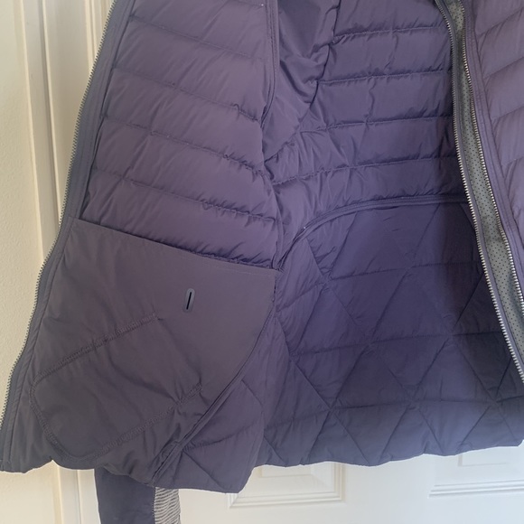 Lululemon Puff Jacket, Size 8 - Picture 14 of 15